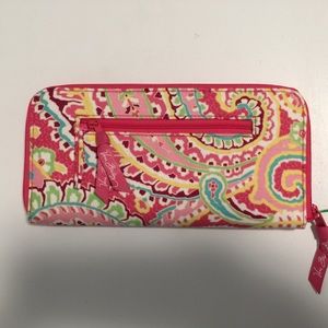 Vera Bradley Zipper Wallet.